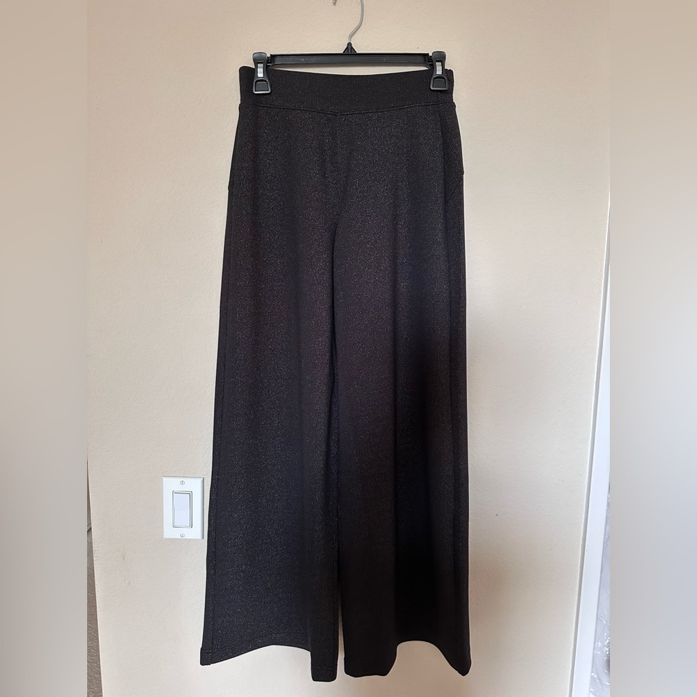 SPANX® AirEssentials
Wide Leg Pant with Shimmer , size XS/Petite